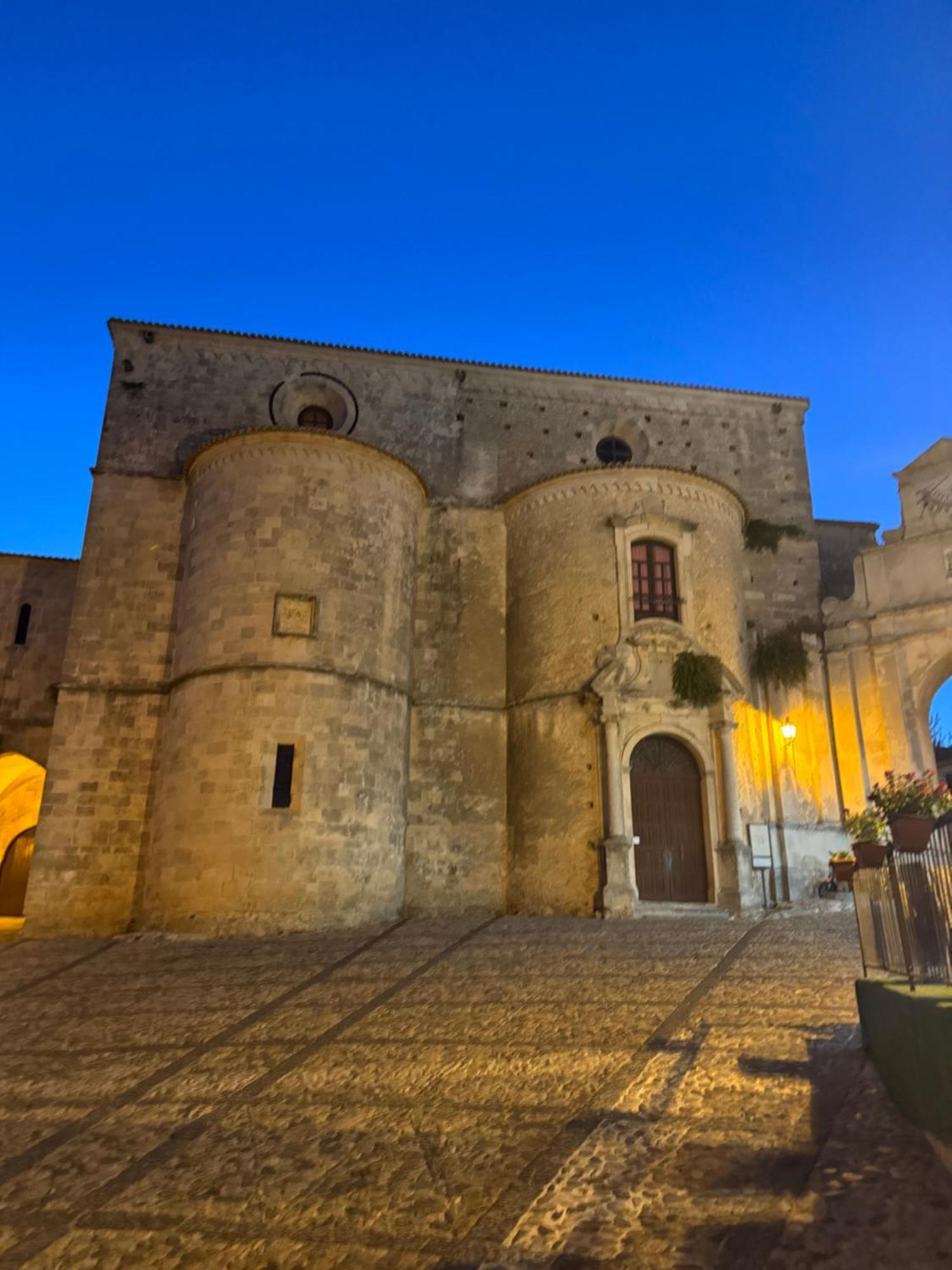La Rosa Blu Bed and Breakfast Gerace Εξωτερικό φωτογραφία
